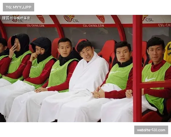 南非队阵容轮换策略评估 多线作战保持稳定性 南非队阵容轮换策略评估 多线作战保持稳定性